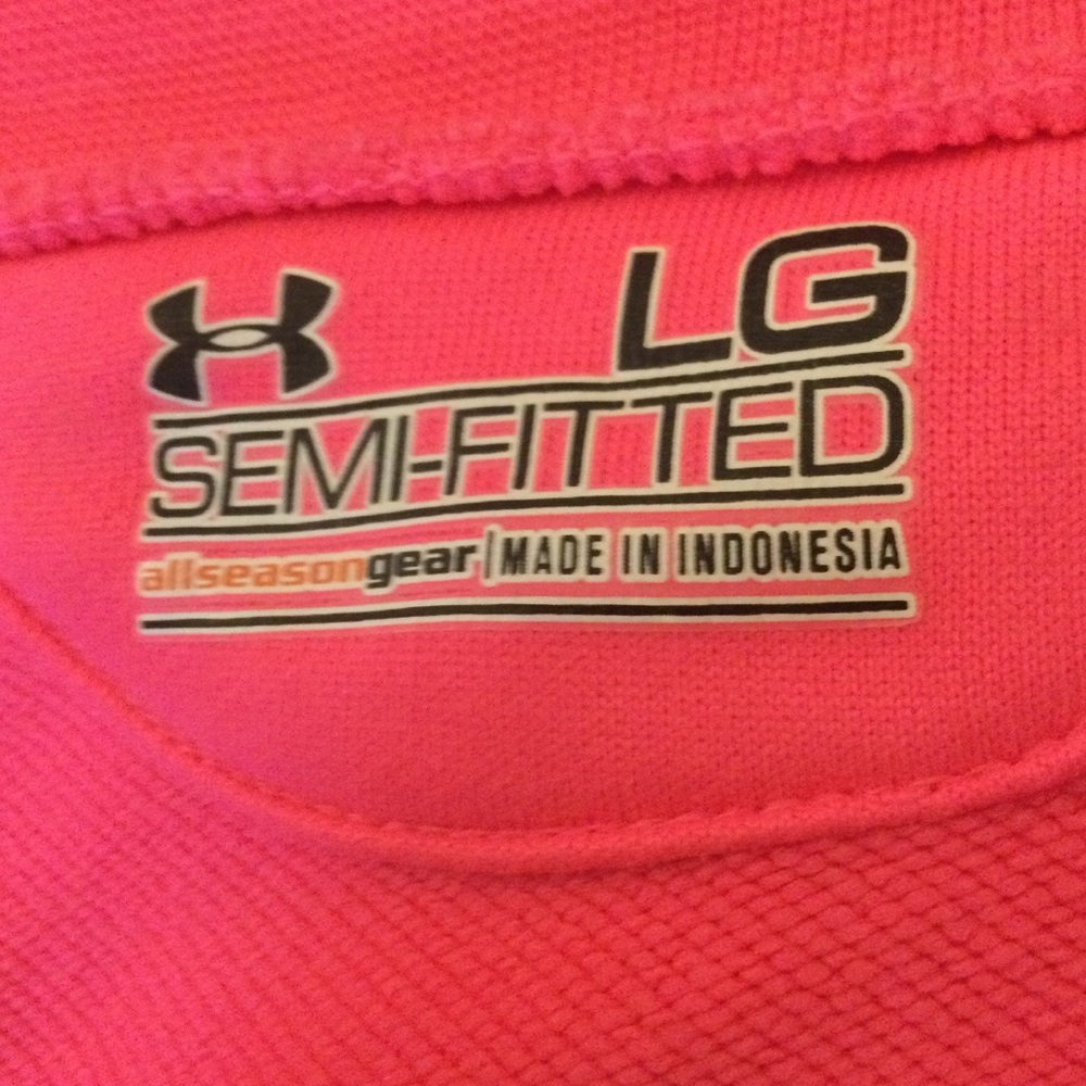 Under Armour- NWOT Pretty Pink Semi-Fitted Sweatshirt. Size L - Picture 5 of 7